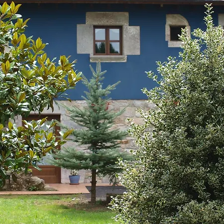 Bajo Tilos Country house *